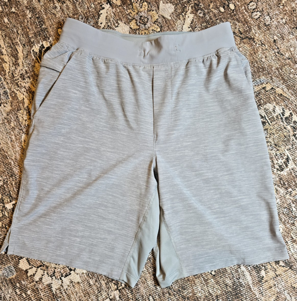 Lululemon T.H.E. Short 9 Linerless Gray Heather Training Gym Athletic M